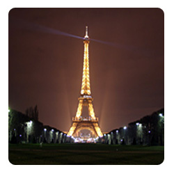 Romantic night tour in Paris : Cruise, dinner in a gourmet restaurant, illuminations